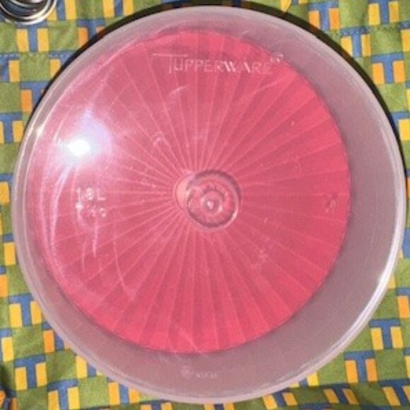 Tupperware Servalier Stacking Canister - Picture 2 of 3